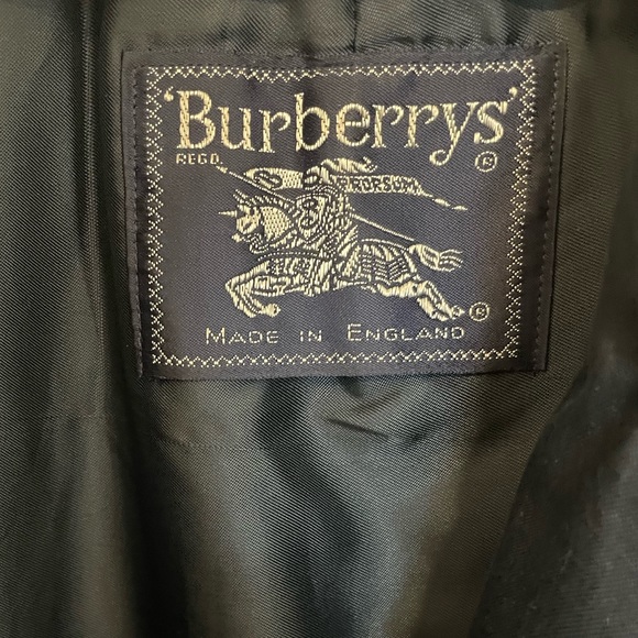 Vintage Burberry Trench Coat in Navy - Picture 3 of 7